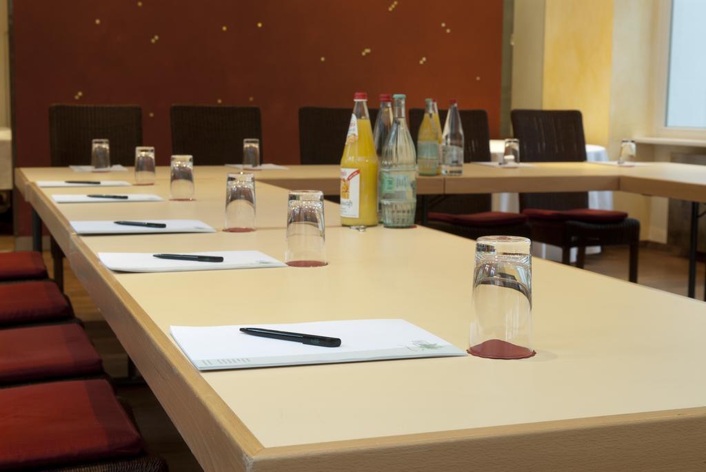 Hardtwald Hotel Bad Homburg vor der Hoehe Luaran gambar