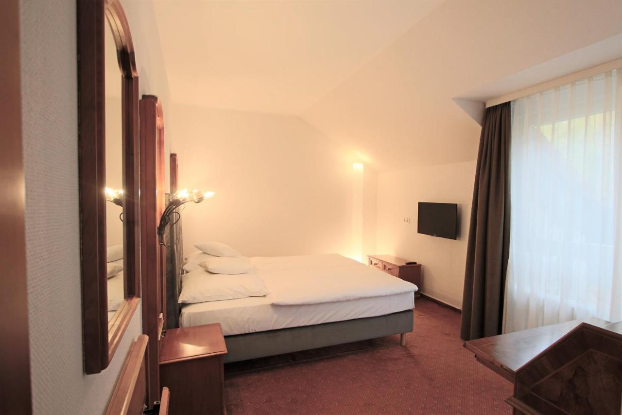 Hardtwald Hotel Bad Homburg vor der Hoehe Luaran gambar