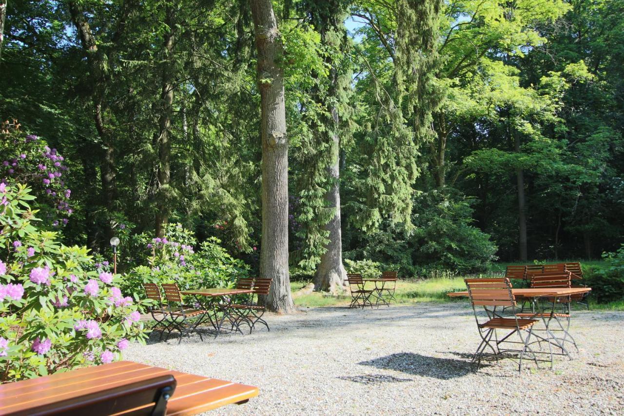Hardtwald Hotel Bad Homburg vor der Hoehe Luaran gambar